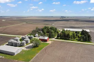 2501 N 4100 East Rd, Bellflower, IL 62174 - Photo 28