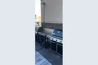 100 E Huron Street #1506, Chicago, IL 60611 - Photo 32