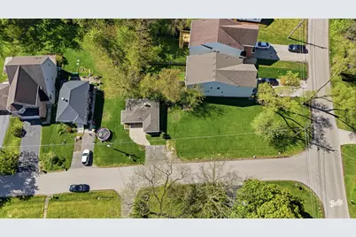 21365 W Ridge Road, Lake Zurich, IL 60047 - Photo 2