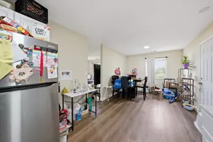 612 Brookline Ave, Chicago Heights, IL 60411 - Photo 10