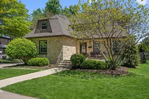 397 S Holly Ave, Elmhurst, IL 60126 - Photo 1