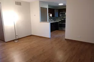 15 Gant Cir, Streamwood, IL 60107 - Photo 6