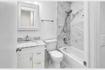 1320 Inverrary Lane #1320, Deerfield, IL 60015 - Photo 8