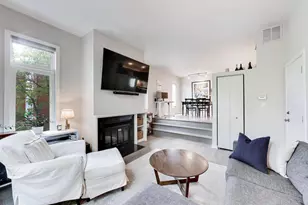 1050 W Webster Ave, Chicago, IL 60614 - Photo 4
