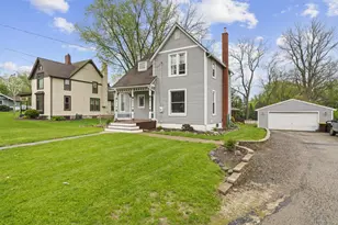 205 E Brayton, Mount Morris, IL 61054 - Photo 2