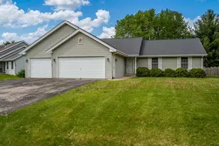 4812 Pine-Al Dr, Machesney Park, IL 61115 - Photo 2