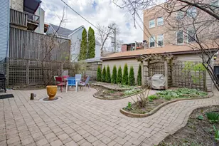 622 W Briar Pl, Chicago, IL 60657 - Photo 18