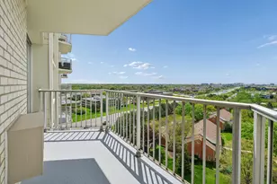 40 N Tower Rd, Oak Brook, IL 60523 - Photo 14