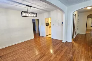 410 N Raynor Ave, Joliet, IL 60435 - Photo 4