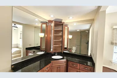 410 N Raynor Avenue #1W, Joliet, IL 60435 - Photo 36