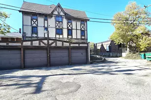 410 N Raynor Ave, Joliet, IL 60435 - Photo 10