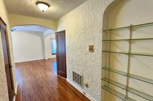 410 N Raynor Ave, Joliet, IL 60435 - Photo 14