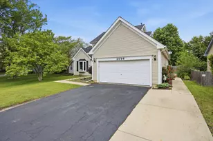 2096 Edinburgh Ln, Aurora, IL 60504 - Photo 2