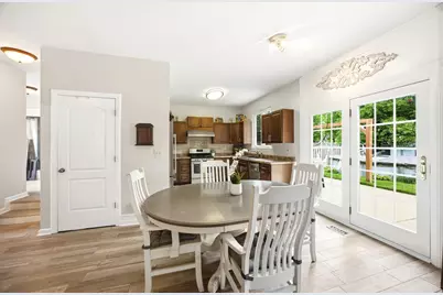 2096 Edinburgh Lane, Aurora, IL 60504 - Photo 6