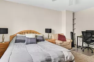 27W032 Cooley Ave, Winfield, IL 60190 - Photo 12