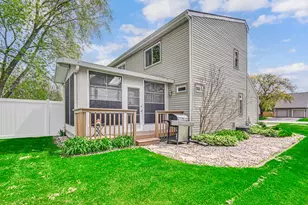 27W032 Cooley Ave, Winfield, IL 60190 - Photo 16