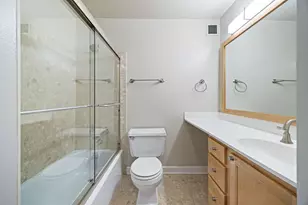 1636 N Wells St, Chicago, IL 60614 - Photo 12