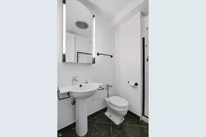 900 N Lake Shore Drive #1207, Chicago, IL 60611 - Photo 8