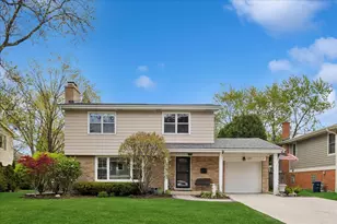 1317 Knollwood Rd, Deerfield, IL 60015 - Photo 1