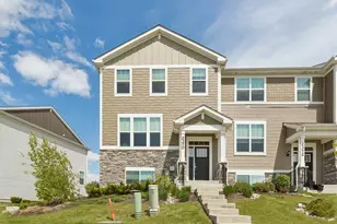 2370 Southwind Blvd, South Elgin, IL 60177 - Photo 1