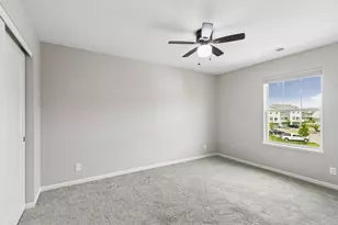 2370 Southwind Blvd, South Elgin, IL 60177 - Photo 14