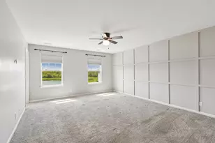 2370 Southwind Blvd, South Elgin, IL 60177 - Photo 12