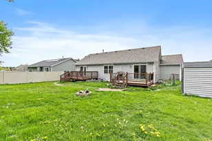 7081 Mullinshire Way, Machesney Park, IL 61115 - Photo 24