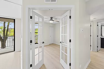 509 Aurora Avenue #202, Naperville, IL 60540 - Photo 12
