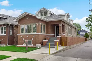 4915 N Kostner Ave, Chicago, IL 60630 - Photo 1