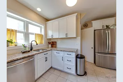 805 S Mitchell Avenue, Arlington Heights, IL 60005 - Photo 18