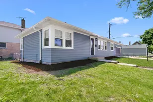 6207 W Eastwood Ave, Chicago, IL 60630 - Photo 2