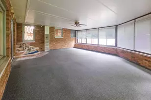 1718 Grace St, Streator, IL 61364 - Photo 8