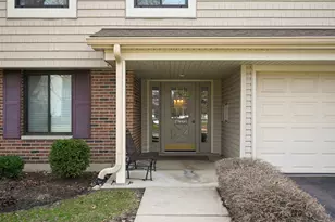 27W685 Grasmere Dr, Winfield, IL 60190 - Photo 22