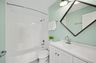 27W685 Grasmere Dr, Winfield, IL 60190 - Photo 18