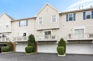 726 Hanbury Dr, Des Plaines, IL 60016 - Photo 18
