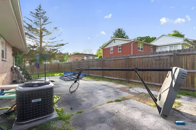 4900 Hill Drive, Godfrey, IL 62035 - Photo 10