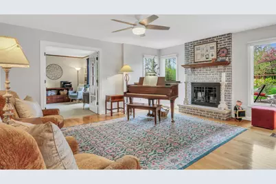 1525 Saratoga Court, Libertyville, IL 60048 - Photo 26