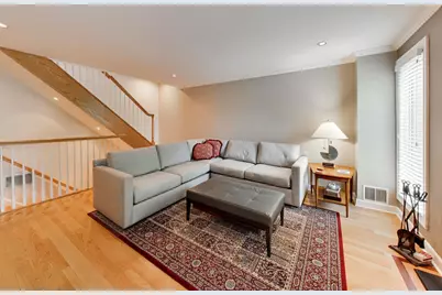 132 Frank Lloyd Wright Lane, Oak Park, IL 60302 - Photo 6