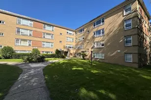6114 N Damen Ave, Chicago, IL 60659 - Photo 2