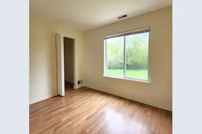 157 W Aldridge Lane, Round Lake, IL 60073 - Photo 14