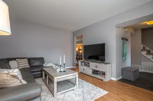 29W440 Candlewood Ln, Warrenville, IL 60555 - Photo 8