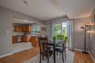 29W440 Candlewood Ln, Warrenville, IL 60555 - Photo 12