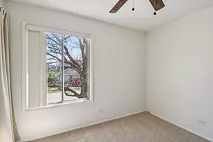 2466 Brunswick Cir, Woodridge, IL 60517 - Photo 16