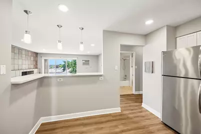4225 Saratoga Avenue #415B, Downers Grove, IL 60515 - Photo 8