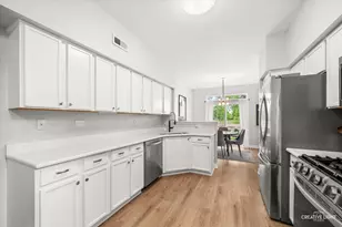 24019 W Pear Tree Circle, Plainfield, IL 60585 - Photo 6