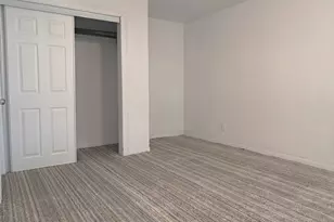 21 Wilson Ave, Joliet, IL 60433 - Photo 8