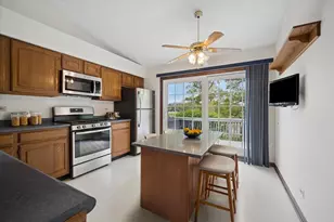 80 Fontaine Ct, Bloomingdale, IL 60108 - Photo 4