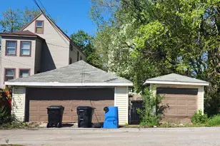 10305 S Ave J, Chicago, IL 60617 - Photo 26