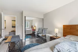 9725 S Keeler Ave, Oak Lawn, IL 60453 - Photo 16