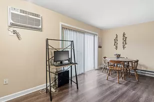 9725 S Keeler Ave, Oak Lawn, IL 60453 - Photo 8